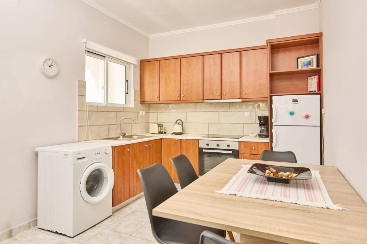 Ostria Apartments Kalamákion Dış mekan fotoğraf