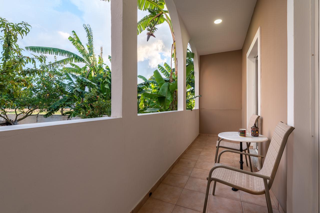 Ostria Apartments Kalamákion Dış mekan fotoğraf